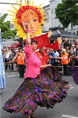 Download ==> Karneval-der-Kulturen_2010_026.zip