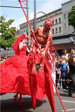 Download ==> Karneval-der-Kulturen_2010_029.zip