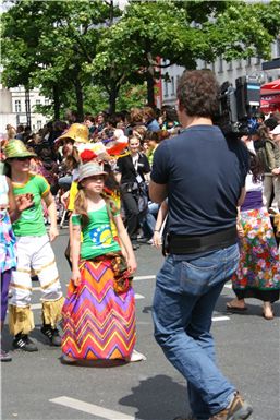 Download ==> Karneval-der-Kulturen_2010_080.zip