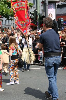 Download ==> Karneval-der-Kulturen_2010_081.zip