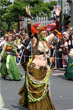 Download ==> Karneval-der-Kulturen_2010_082.zip