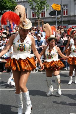 Download ==> Karneval-der-Kulturen_2010_104.zip